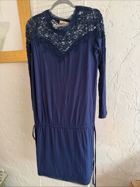Alberta Ferretti Navy Lace dress